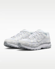 P6000 - Metallic White/Platinum Grey