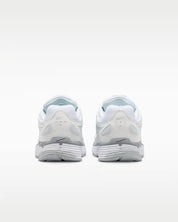 P6000 - Metallic White/Platinum Grey
